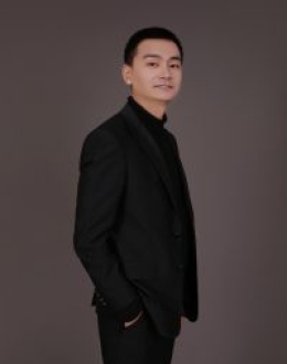高津超